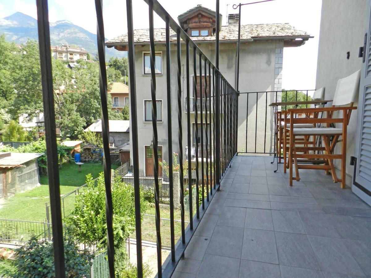Alpine Apartment Аоста Екстериор снимка